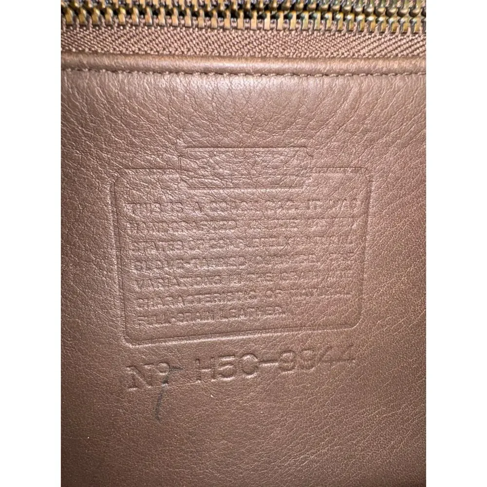 Coach Taylor crossbody zip in  brown  H5C-9944 c. 1995